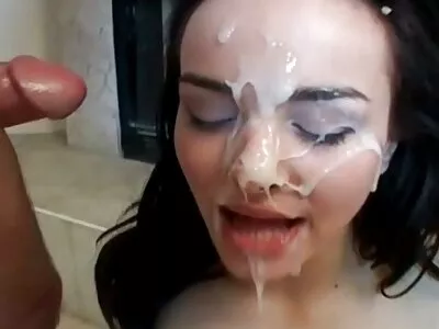 સેક્સી કાર વોશ વિડિઓ (બિયા ટેલિસ)