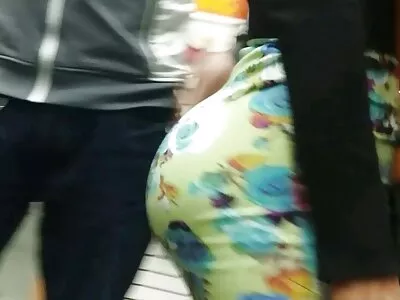 ક્લો ચેરી એક ગ્રેડ માટે સખત વાહિયાત છે