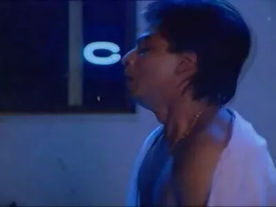 Bushy Pussy વિડિઓ (Ashli ​​Ames)
