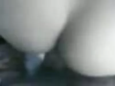 મિલા બેથ એન્ડ વિલ પાવર્સ ઇન આઈ હેવ અ વાઈફ