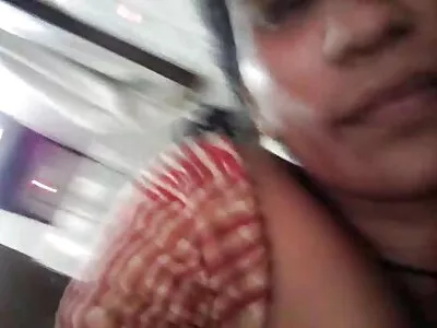 રોઝ બ્લોઝ વિડીયો (રોઝ શેડોઝ)